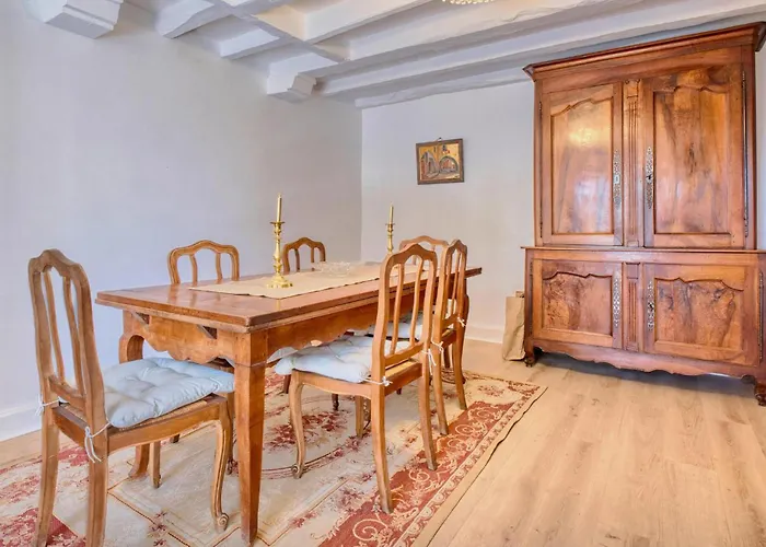 Charmante Maison Avec Piscine